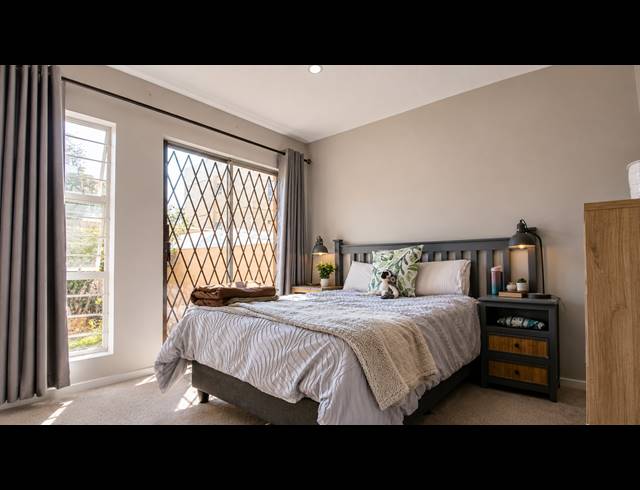 2 BEDROOM APARTMENT FOR SALE IN BLACKHEATH